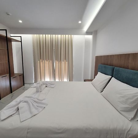 Prestige Hotel Ksamil Luaran gambar