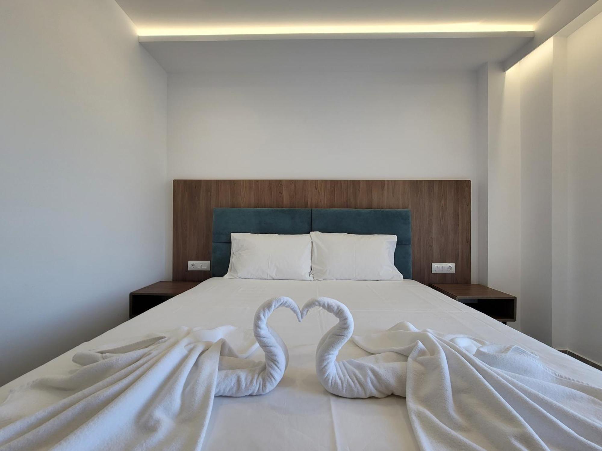 Prestige Hotel Ksamil Luaran gambar
