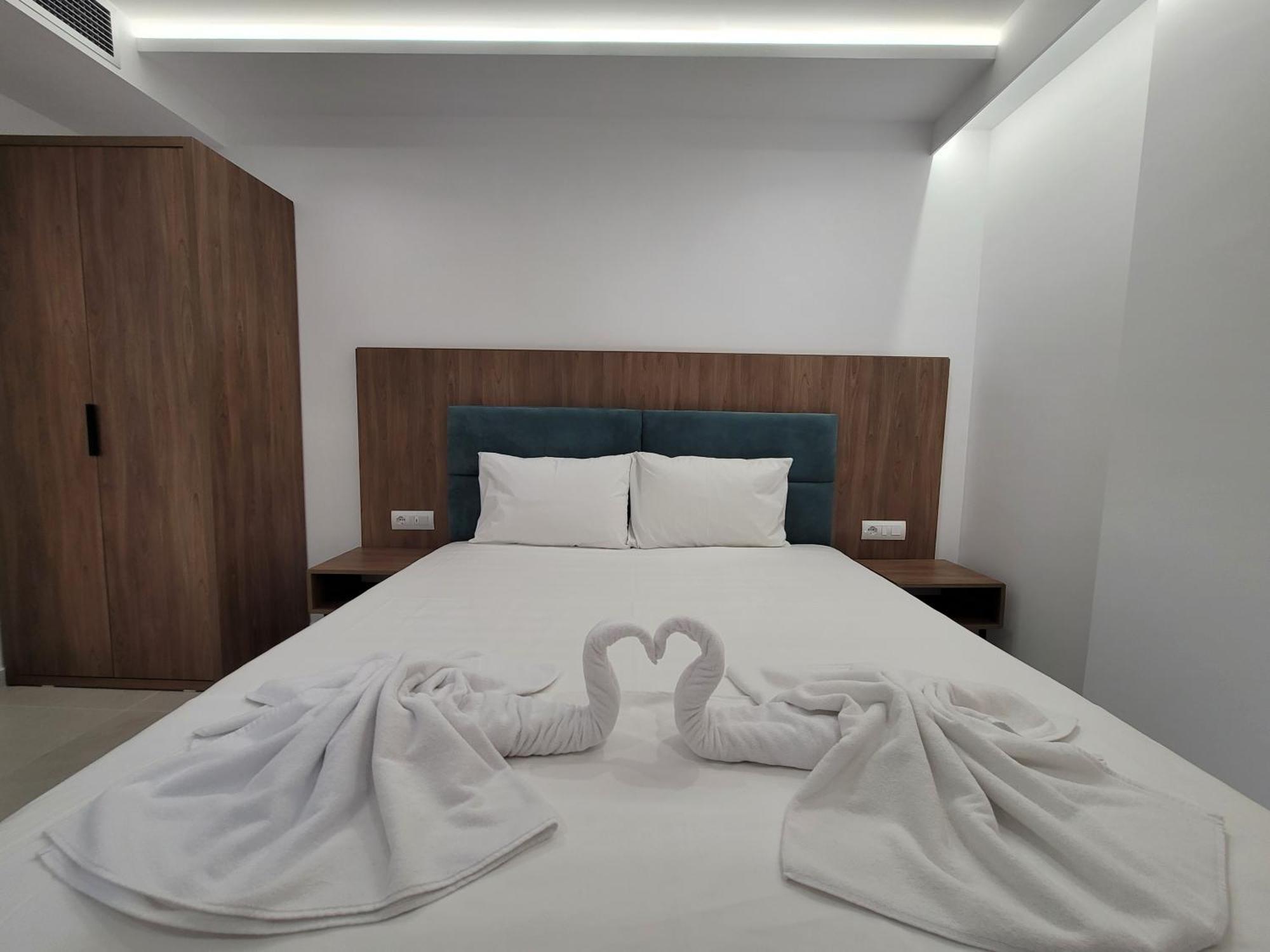 Prestige Hotel Ksamil Luaran gambar