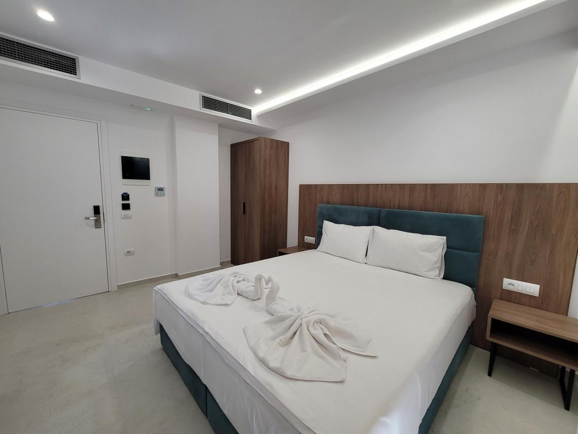 Prestige Hotel Ksamil Luaran gambar