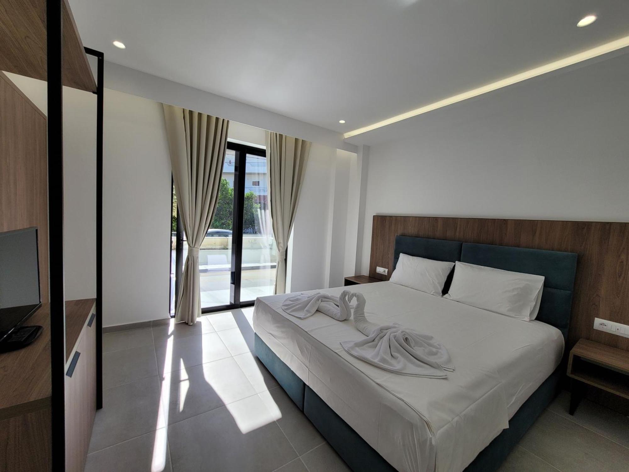 Prestige Hotel Ksamil Luaran gambar