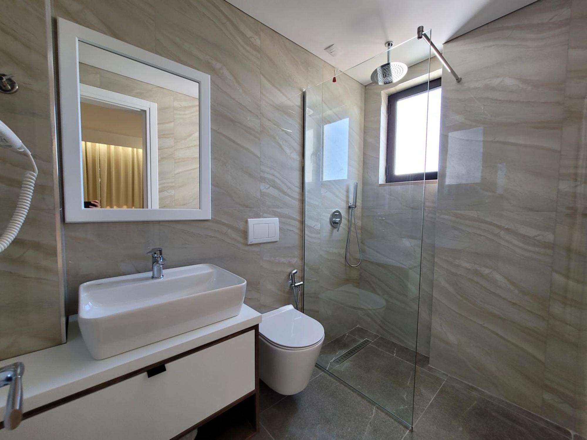 Prestige Hotel Ksamil Luaran gambar