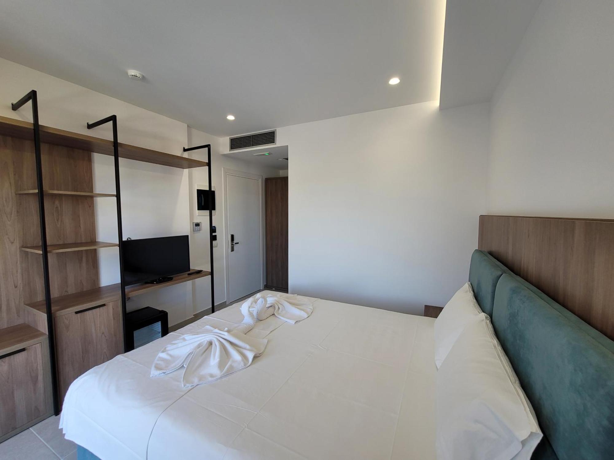 Prestige Hotel Ksamil Luaran gambar