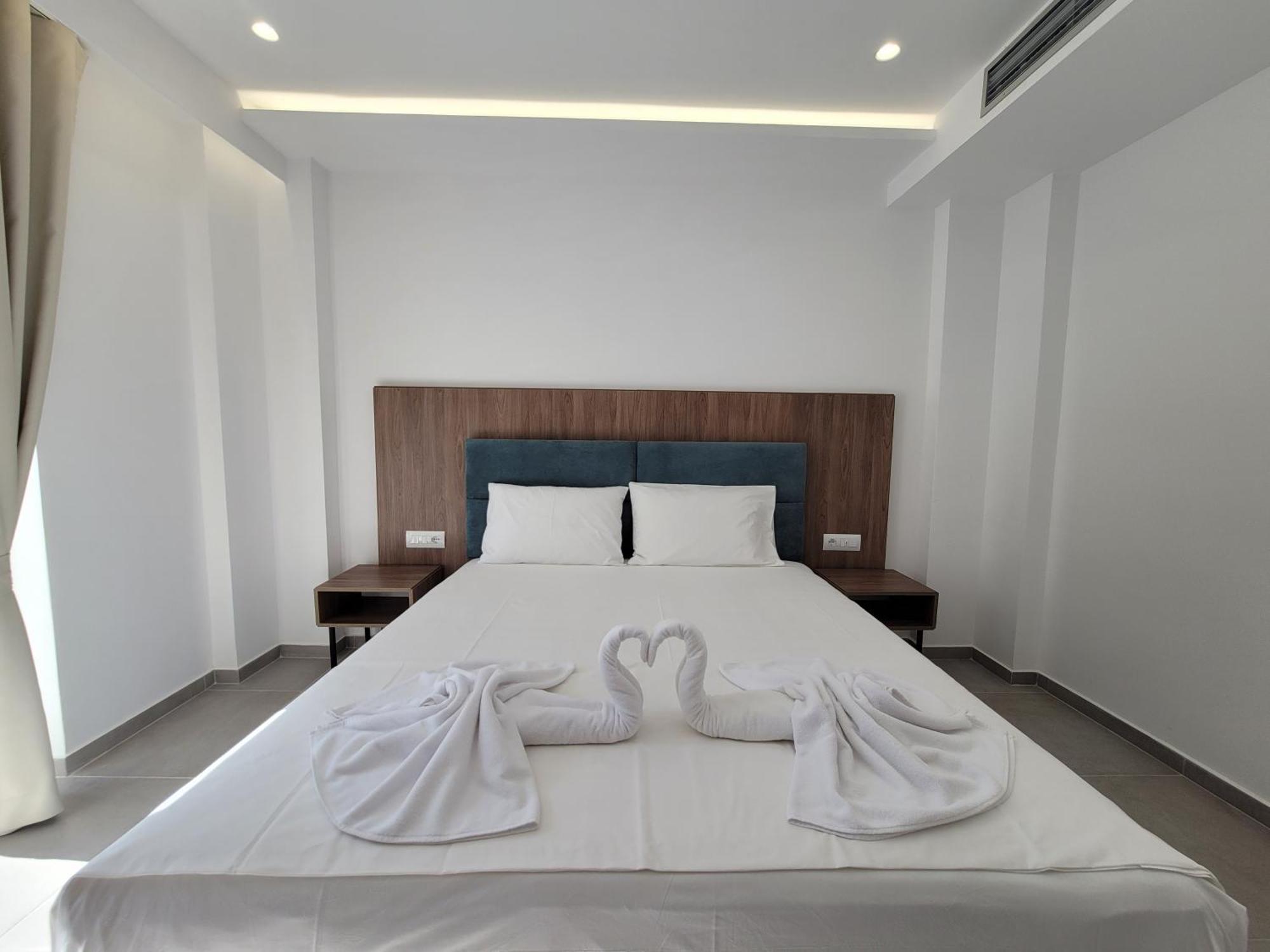 Prestige Hotel Ksamil Luaran gambar